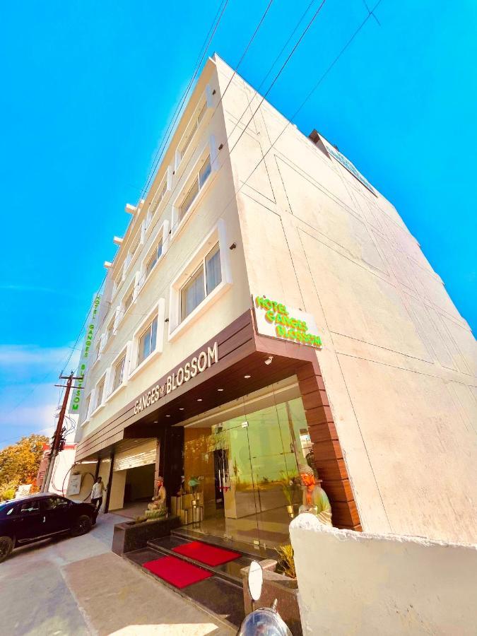 Ganges Blossam - A Four Star Luxury Hotel & Resort Haridwar Bagian luar foto
